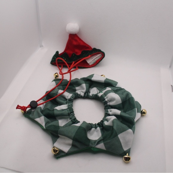 Festive Holiday Green and Red Elf Hat and Collar Set for Small Animals or Cats - Picture 2 of 3